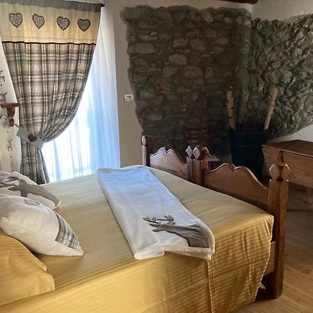 La Peiro Douco Guest House Roure Turin Eksteriør bilde